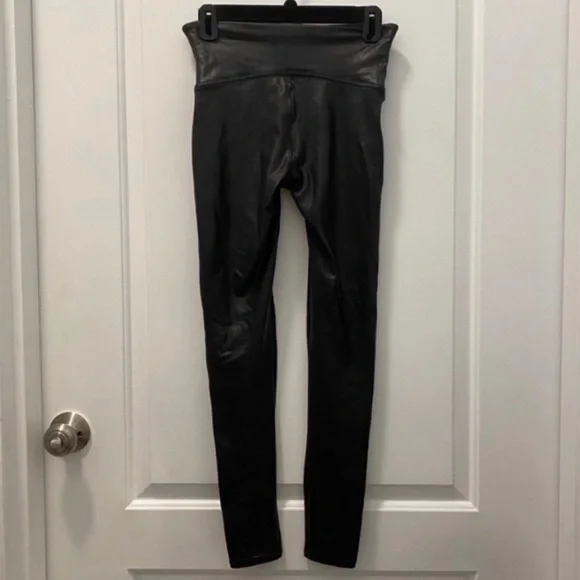 Spanx Faux Leather Leggings - Picture 6 of 7